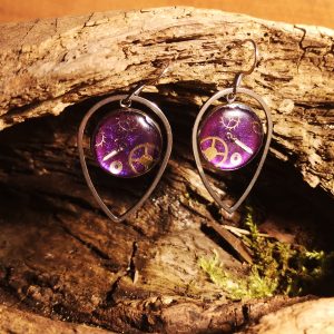 boucle steampunk goutte acier violet 01